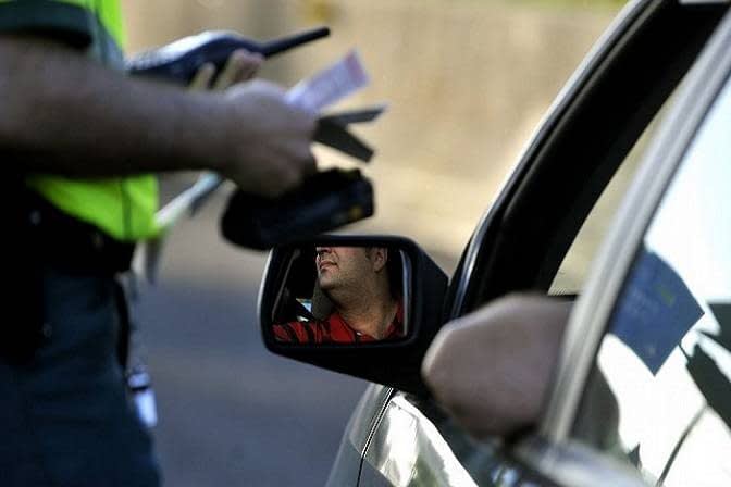 maneras mantener tu licencia de conducir sin multas ni infracciones